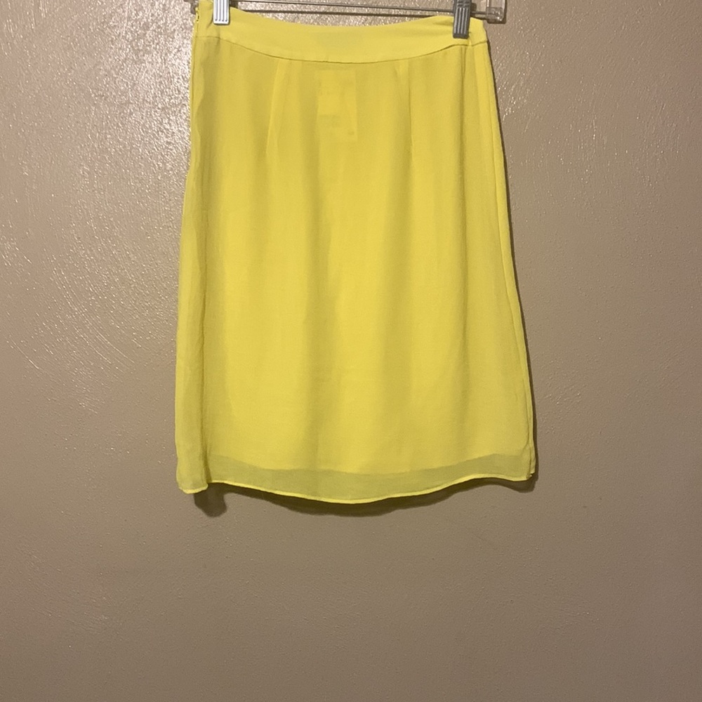 H&M size 2 yellow ruffled skirt NWT - Picture 2 of 3